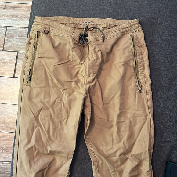 Roark Men's Layover Utility Pant - Picture 6 of 8
